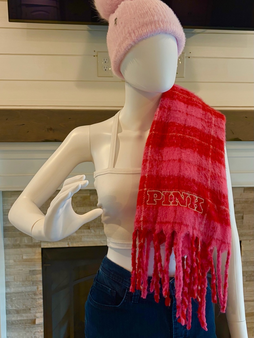 PINK Victoria’s Secret – Preppy Plaid Christmas Scarf 🎀🎄 in Hotpink & Red - Picture 2 of 8